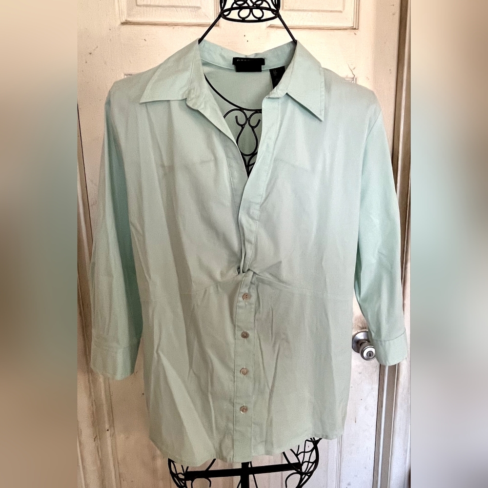 Axcess Liz Claiborne Mint Green Relaxed Button Down Shirt